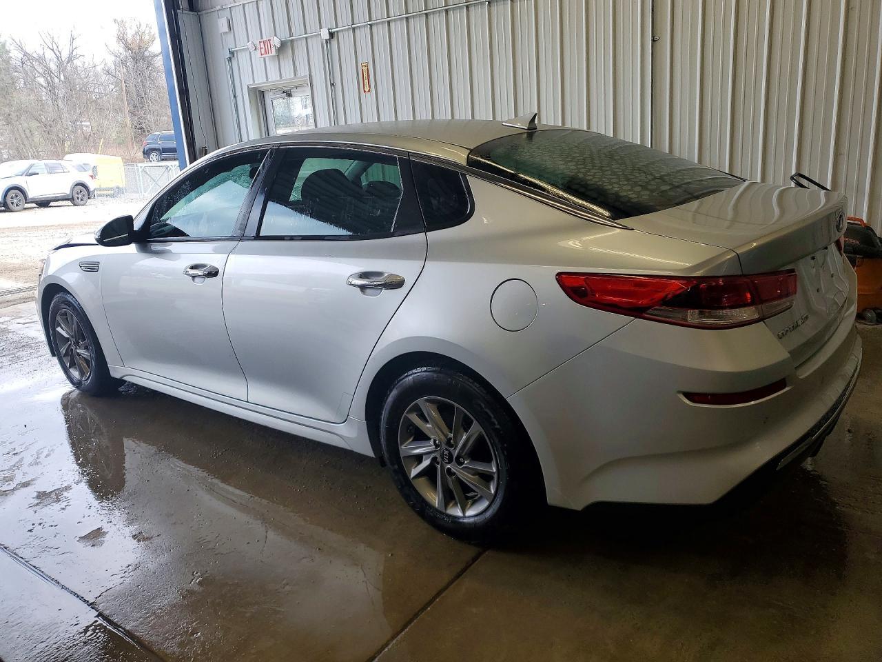 2019 Kia Optima Lx - zdjęcie 2