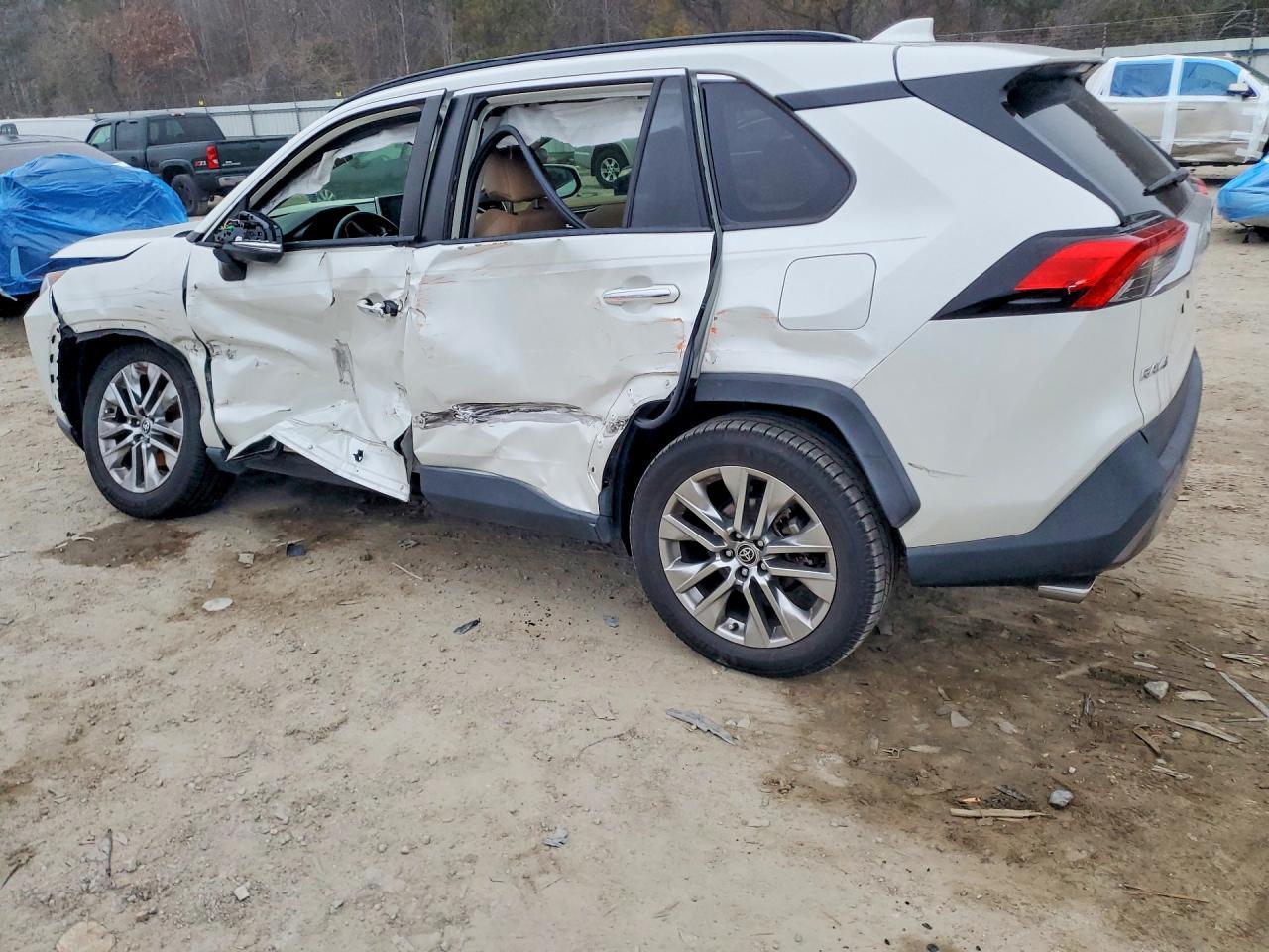 2020 Toyota Rav4 Limited - zdjęcie 2