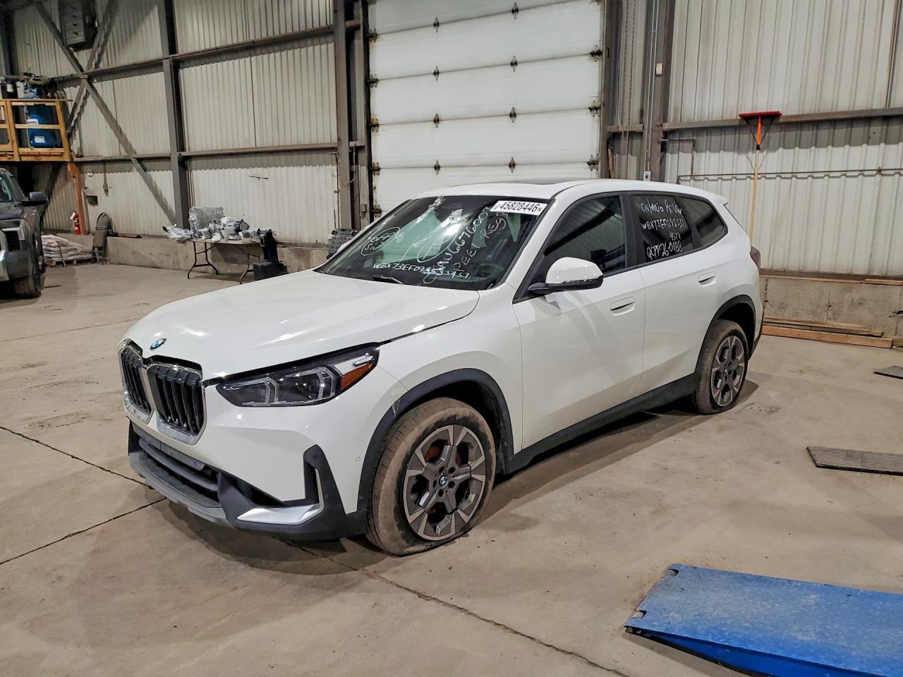 2025 BMW X1 - zdjęcie główne