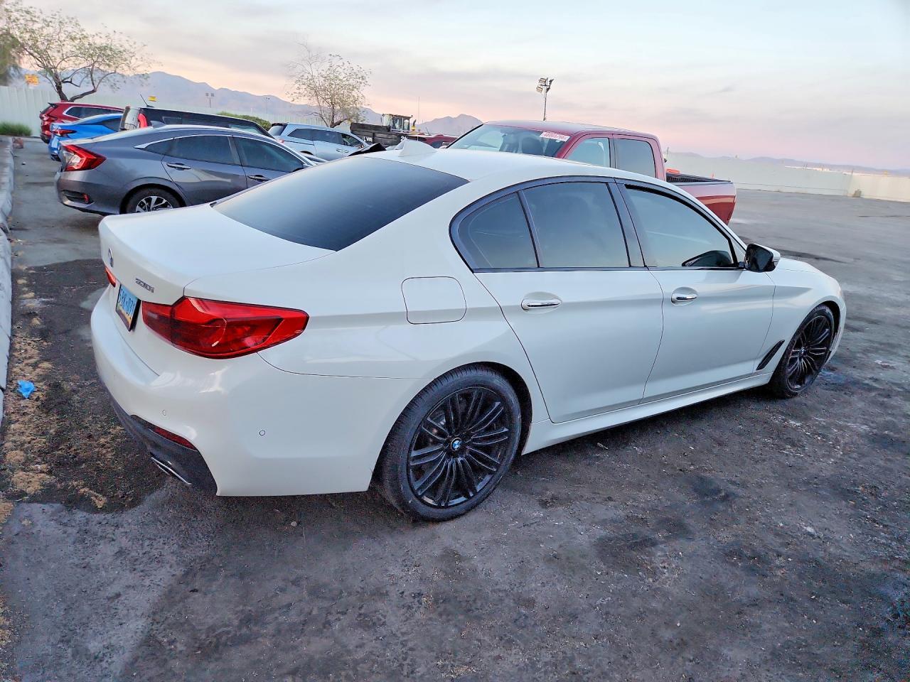 2018 BMW 530 I - zdjęcie 3