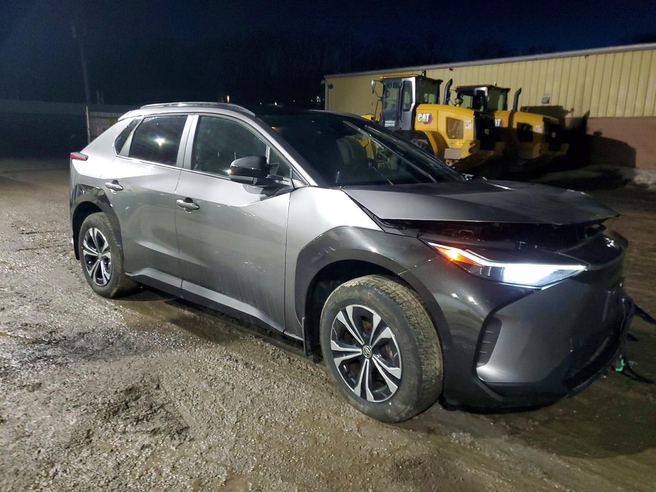 2025 Toyota Bz4X Xle - zdjęcie 4