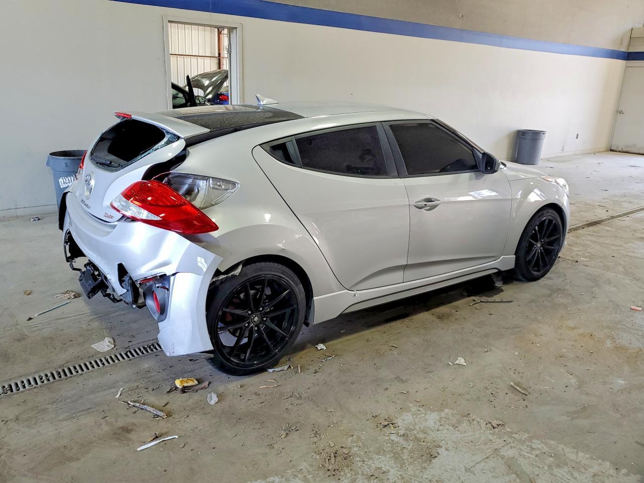2016 Hyundai Veloster Turbo - zdjęcie 3