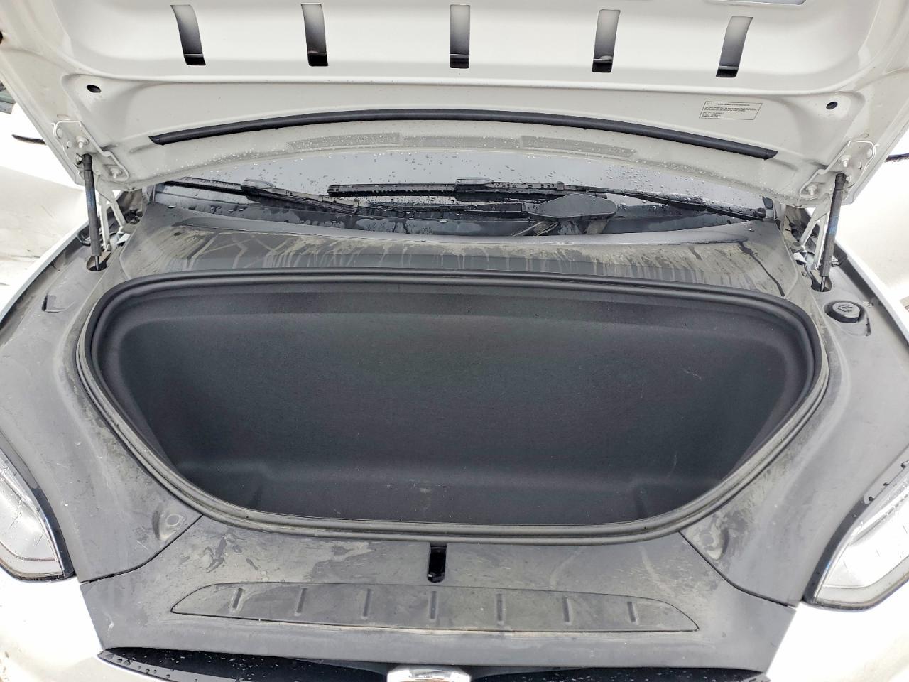 2023 Tesla Model X - zdjęcie 12