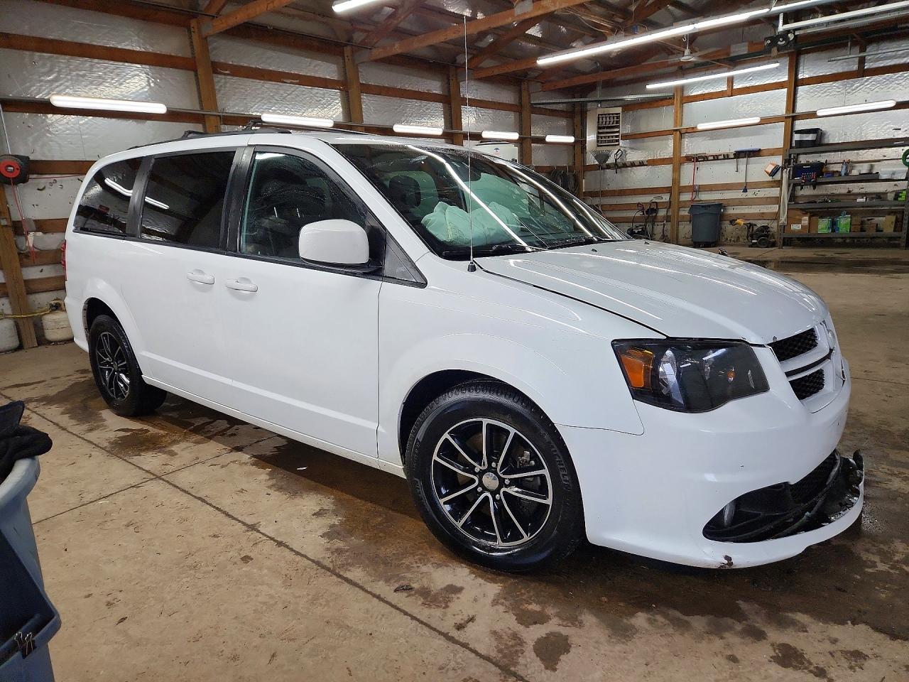 2019 Dodge Grand Caravan Gt - zdjęcie 4