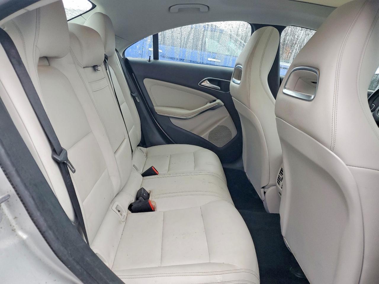 2019 Mercedes-Benz Cla 250 4Matic - zdjęcie 10