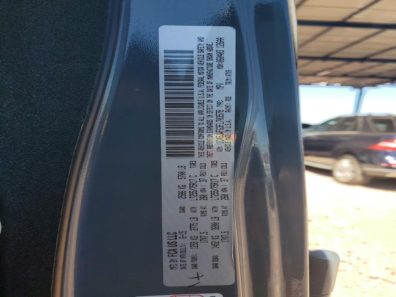 2015 Jeep Wrangler Unlimited Rubicon - zdjęcie 12
