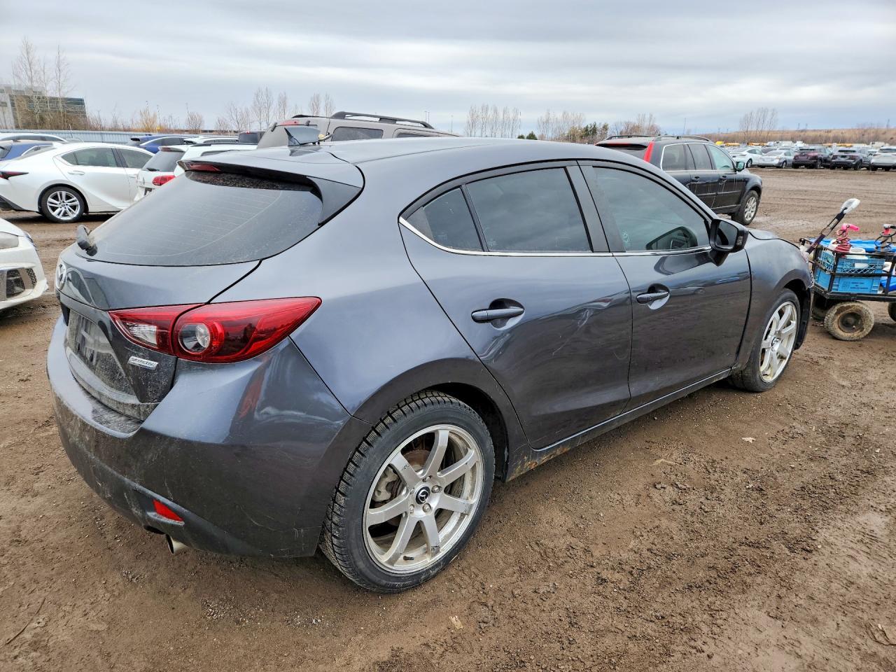 2014 Mazda 3 Grand Touring - zdjęcie 3