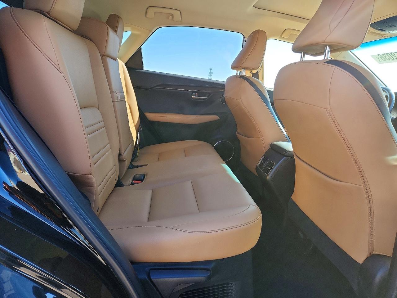 2016 Lexus Nx 200T Base - zdjęcie 11