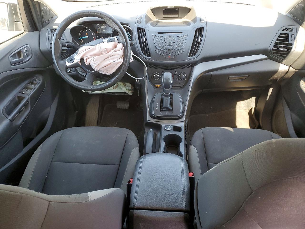 2016 Ford Escape S - zdjęcie 8