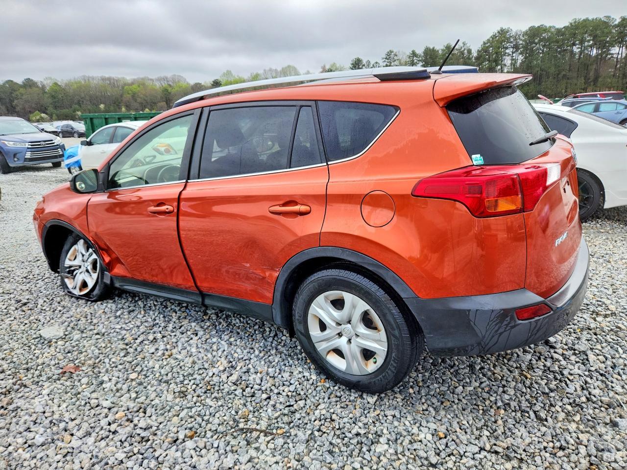 2015 Toyota Rav4 Le - zdjęcie 2