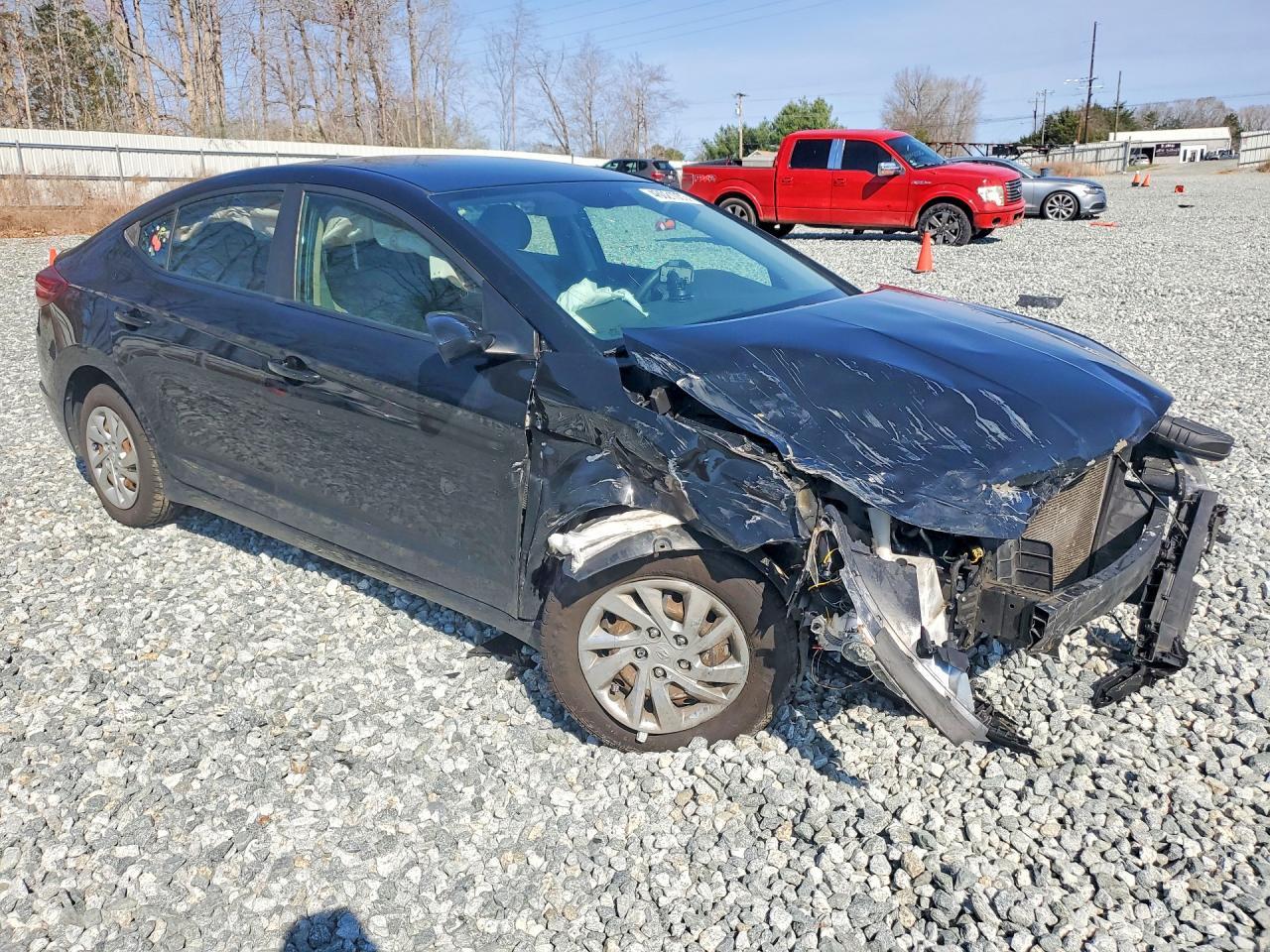 2019 Hyundai Elantra Se - zdjęcie 4