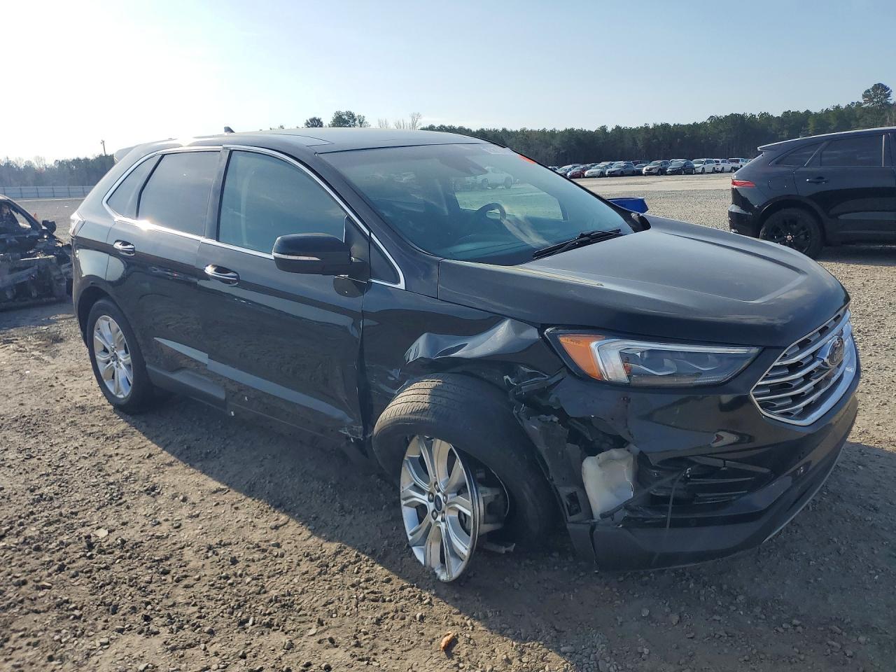 2020 Ford Edge Titanium - zdjęcie 4