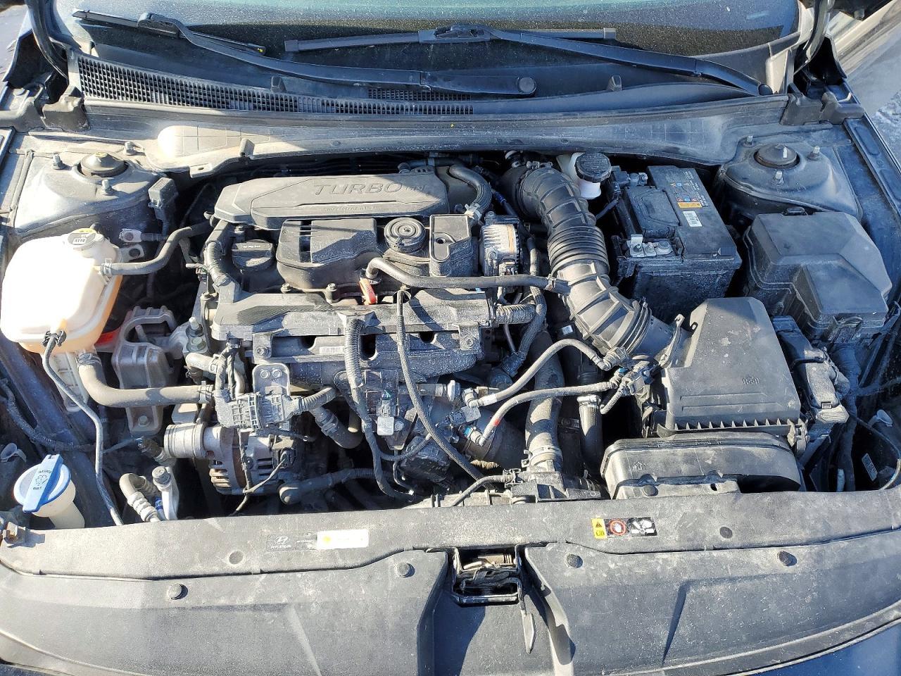 2022 Hyundai Elantra N Line - zdjęcie 11