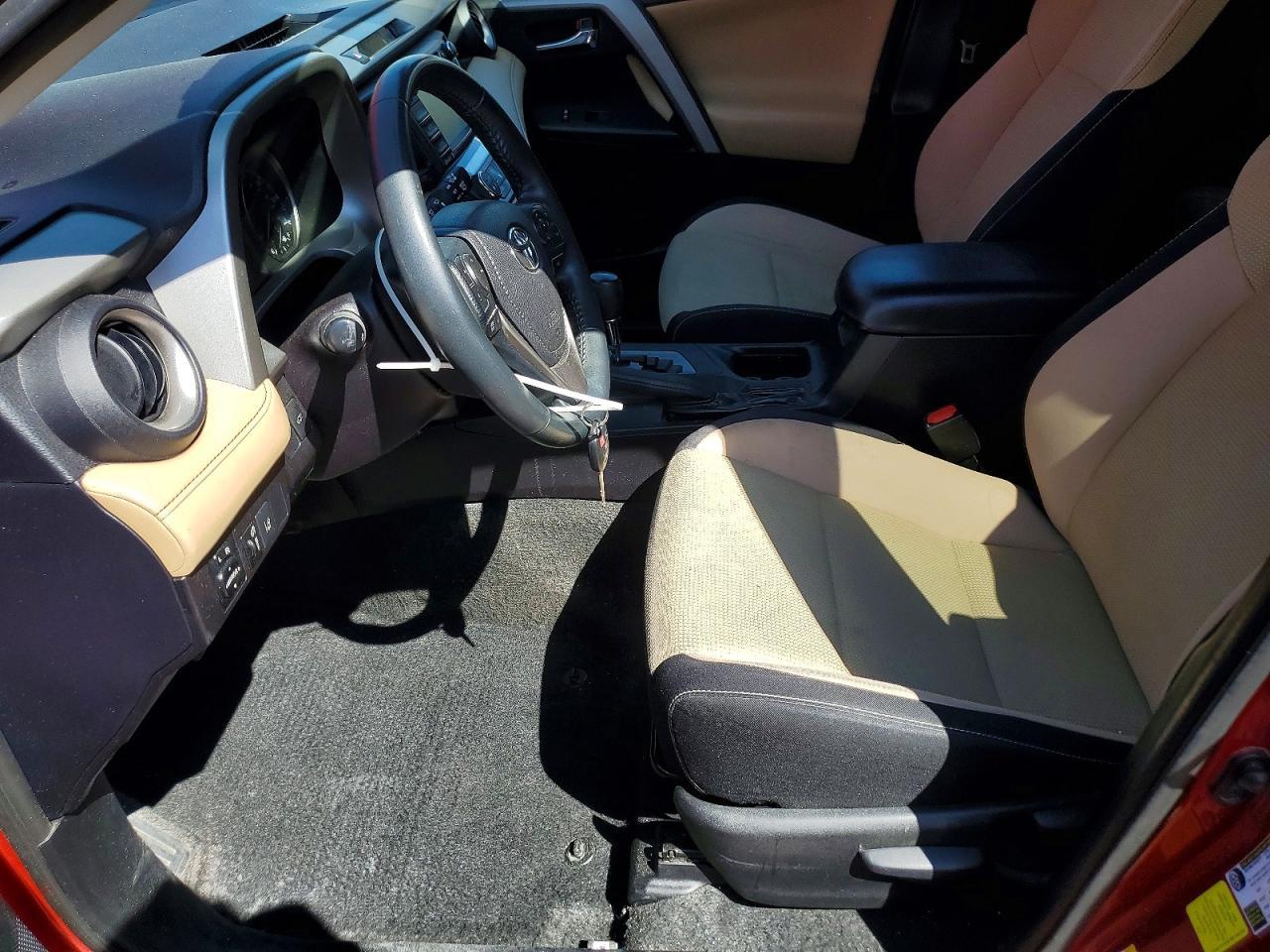 2017 Toyota Rav4 Xle - zdjęcie 7