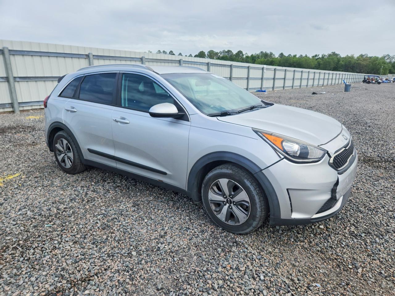 2019 Kia Niro Lx - zdjęcie 4