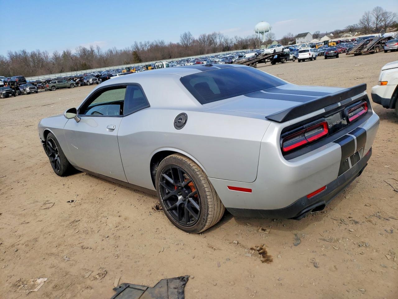 2021 Dodge Challenger R - zdjęcie 2
