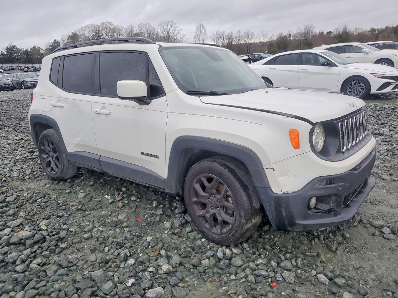 2018 Jeep Renegade Latitude - zdjęcie 4