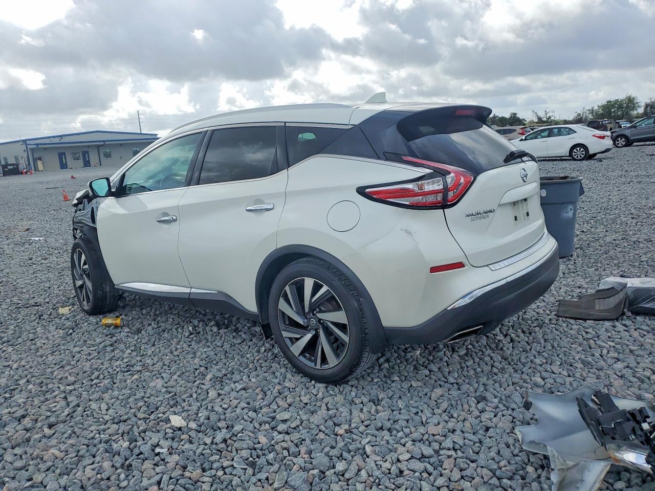 2017 Nissan Murano Platinum - zdjęcie 2
