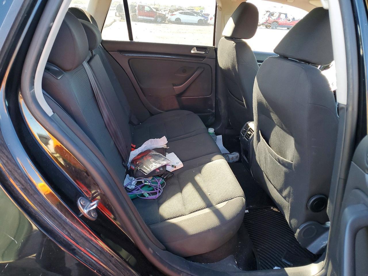 2013 Volkswagen Jetta S - zdjęcie 10