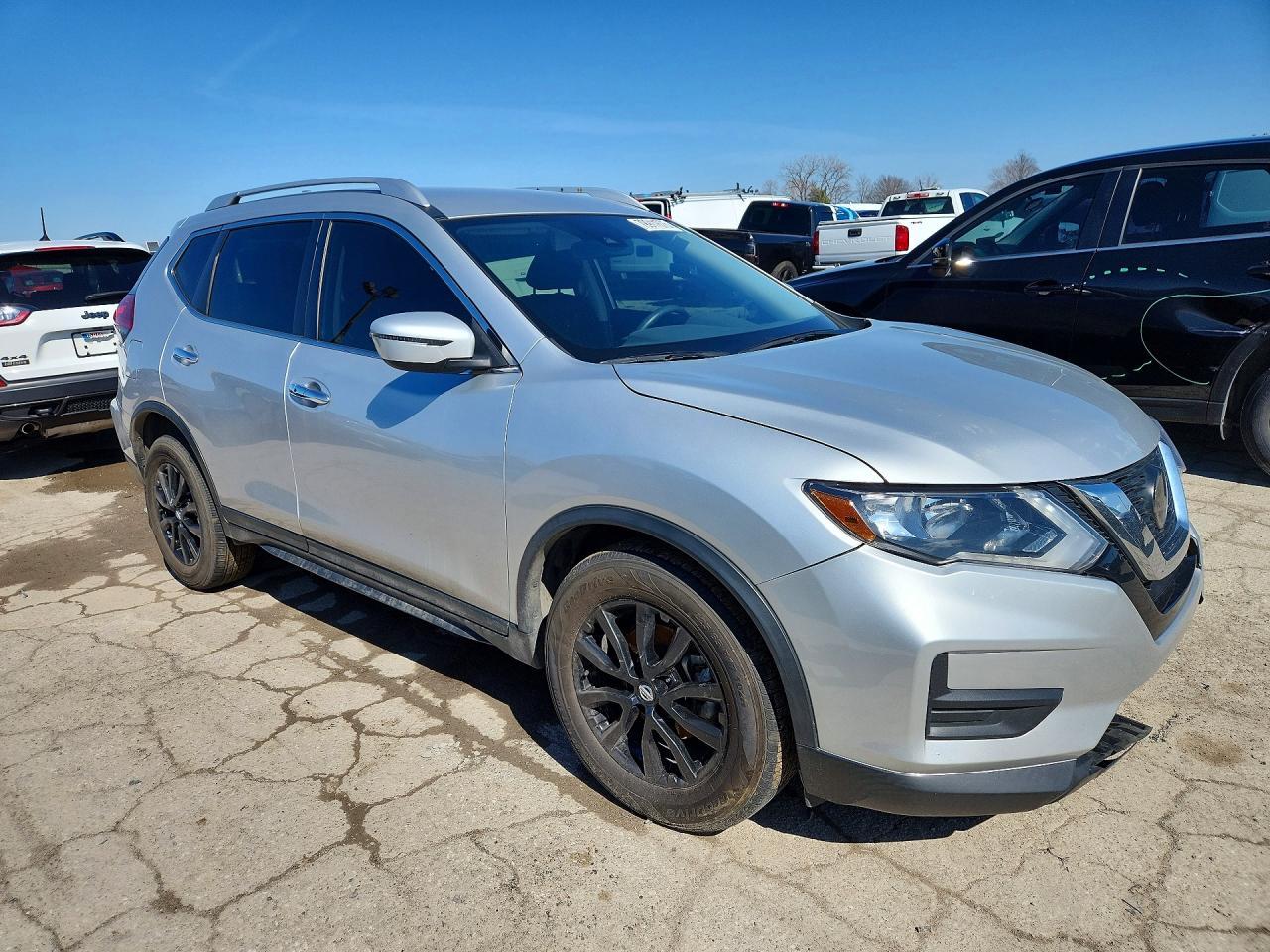 2020 Nissan Rogue Sv - zdjęcie 11