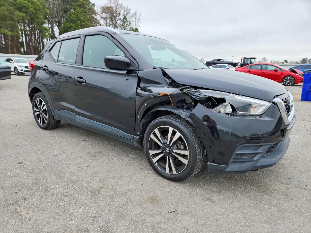 2019 Nissan Kicks Sv - zdjęcie 4