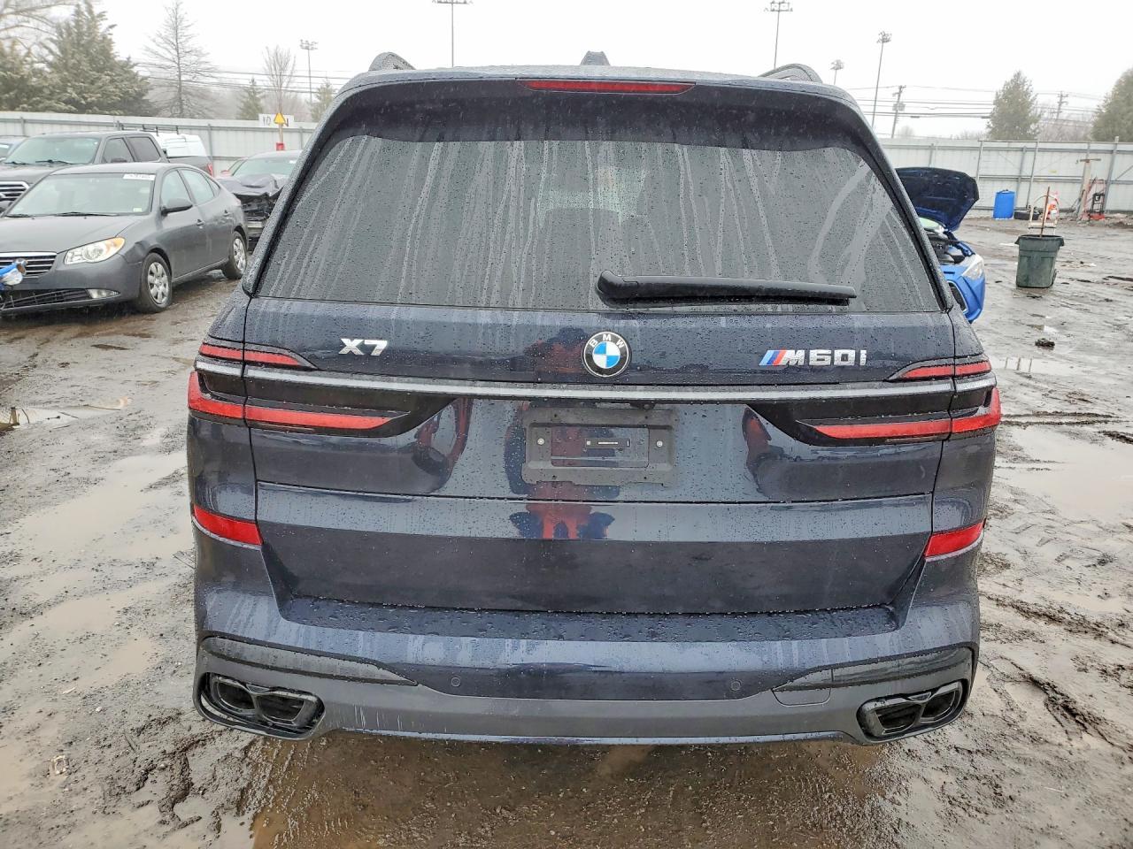 2025 BMW X7 M60I - zdjęcie 6