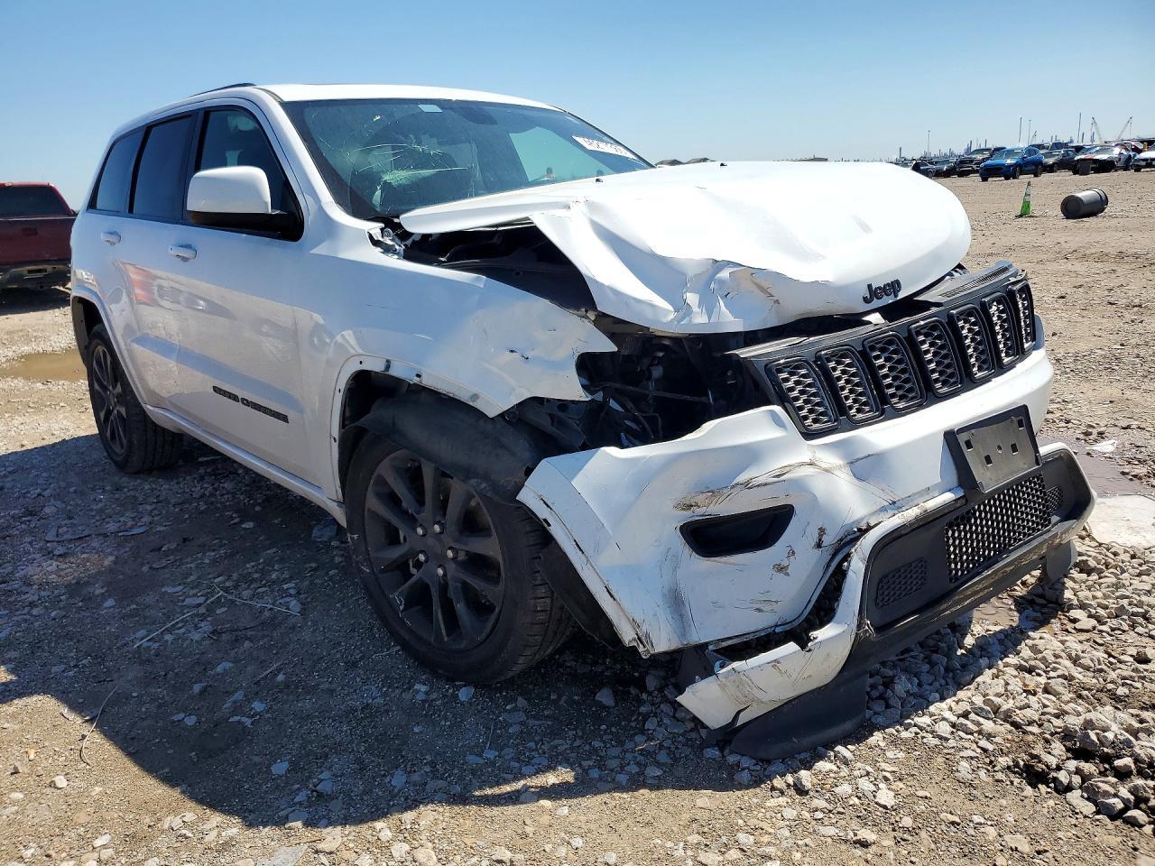 2021 Jeep Grand Cherokee Laredo - zdjęcie 4
