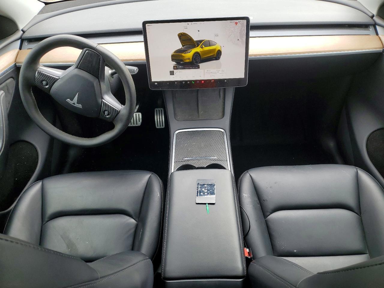 2024 Tesla Model Y - zdjęcie 8