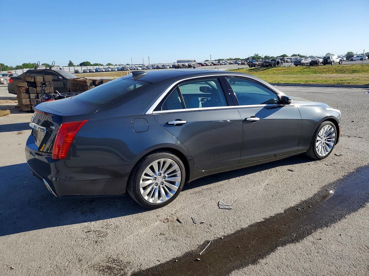 2017 Cadillac Cts Luxury - zdjęcie 3