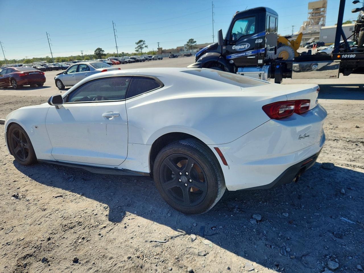 2019 Chevrolet Camaro Ls - zdjęcie 2