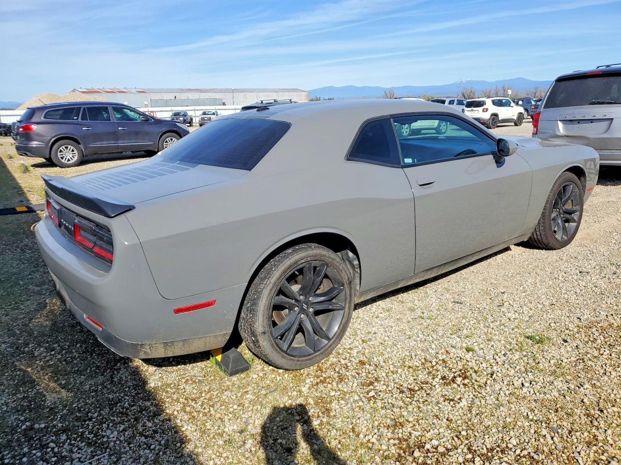 2017 Dodge Challenger Sxt - zdjęcie 3