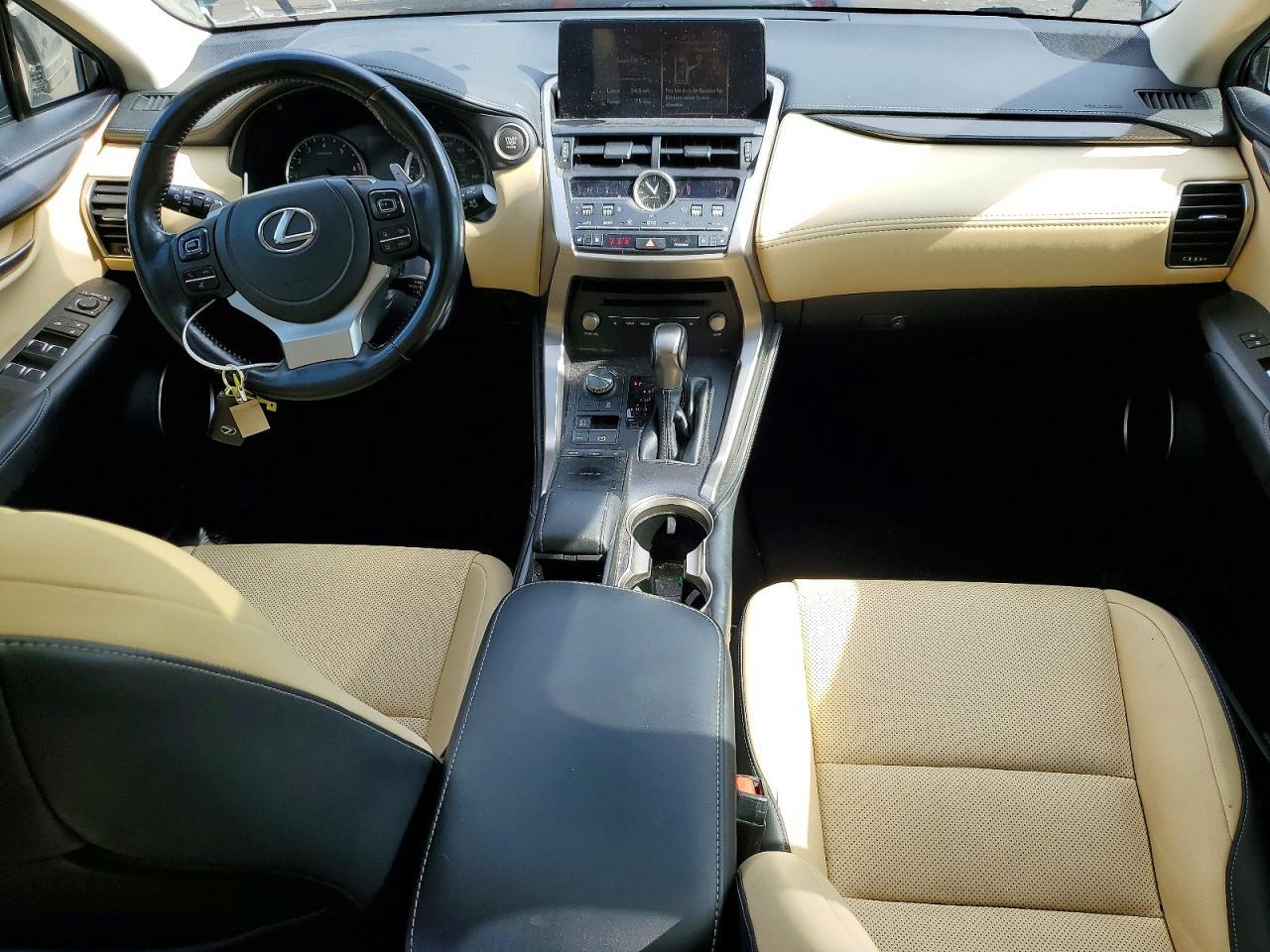 2021 Lexus Nx 300 Base - zdjęcie 8