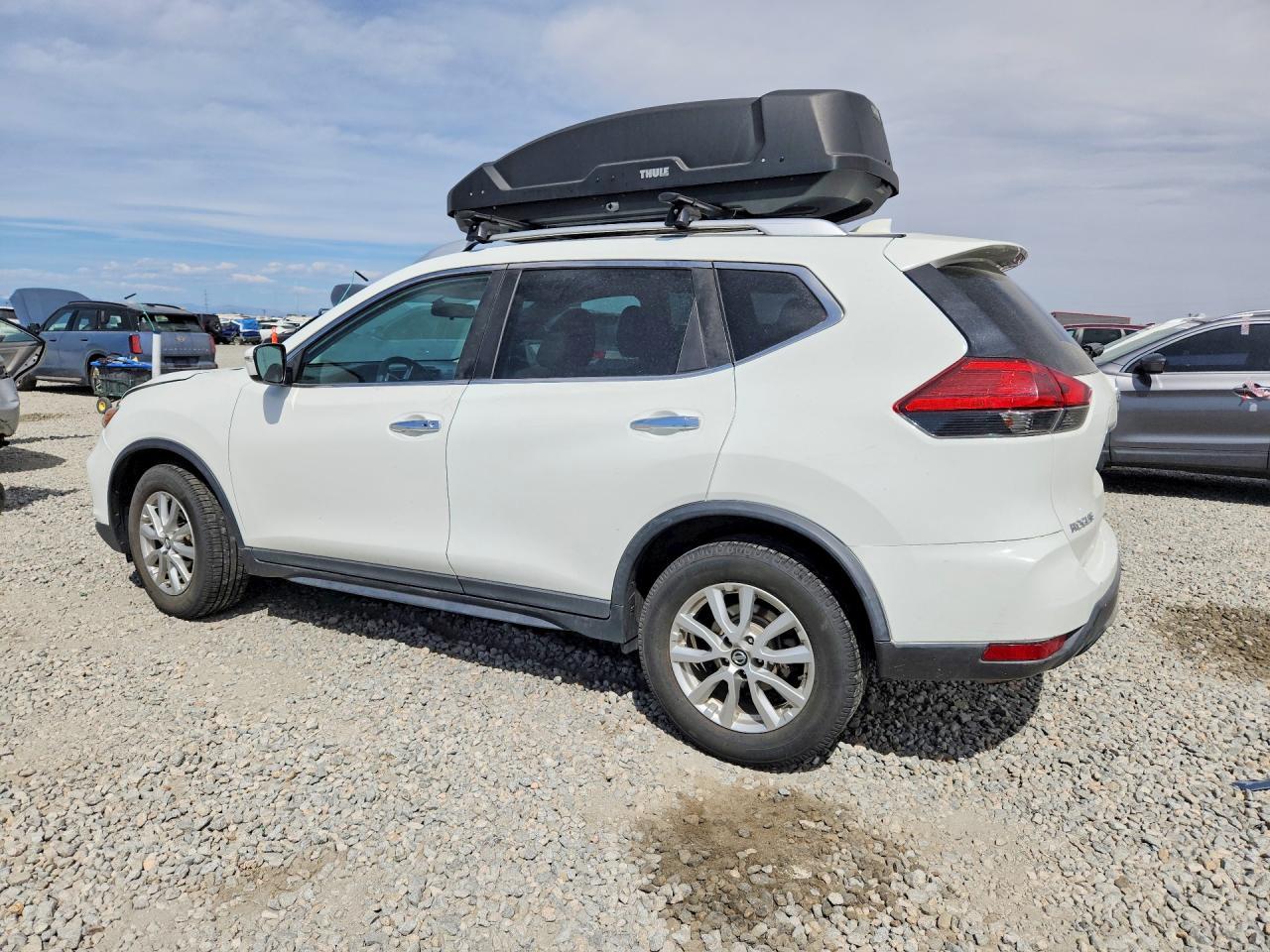 2017 Nissan Rogue Sv - zdjęcie 2