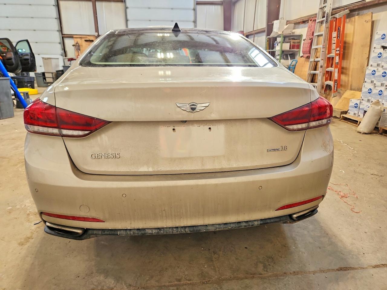 2015 Hyundai Genesis 3.8L - zdjęcie 6