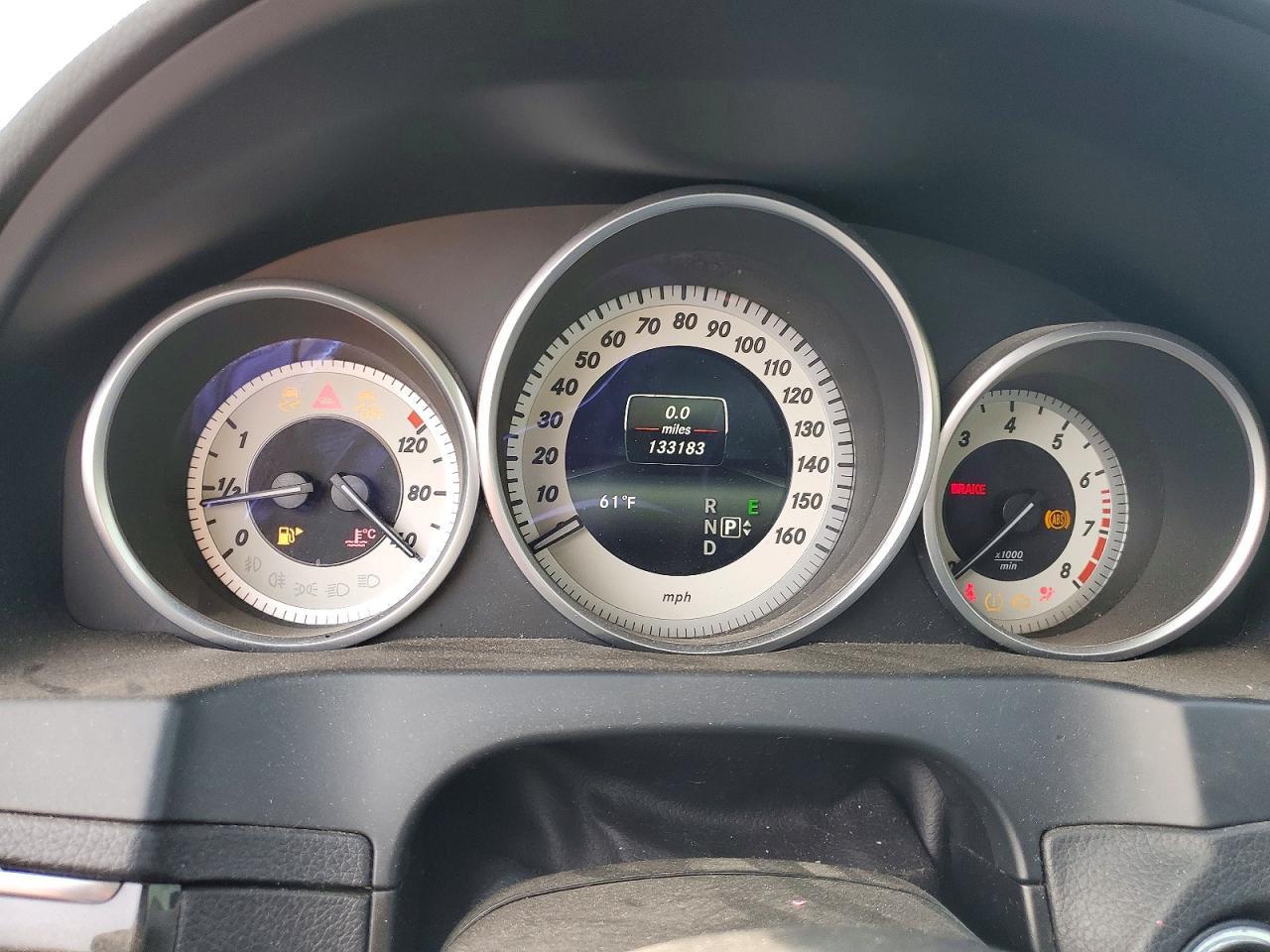 2015 Mercedes Benz E 400 - zdjęcie 9