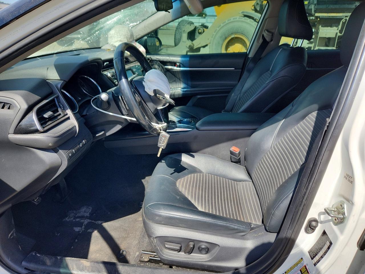 2020 Toyota Camry Se - zdjęcie 7