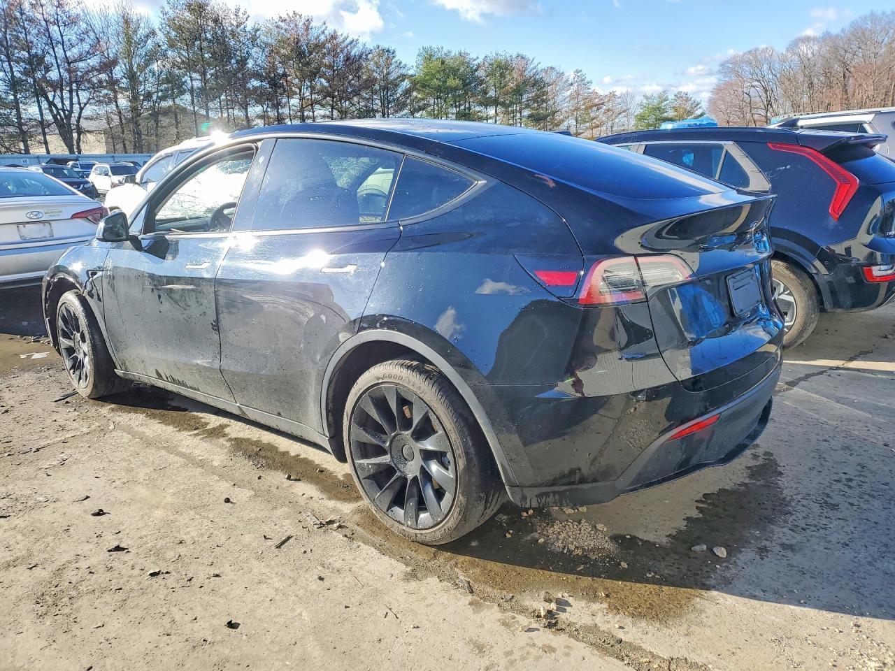 2022 Tesla Model Y - zdjęcie 2