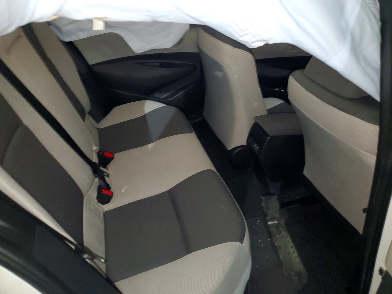 2023 Toyota Corolla Le - zdjęcie 11