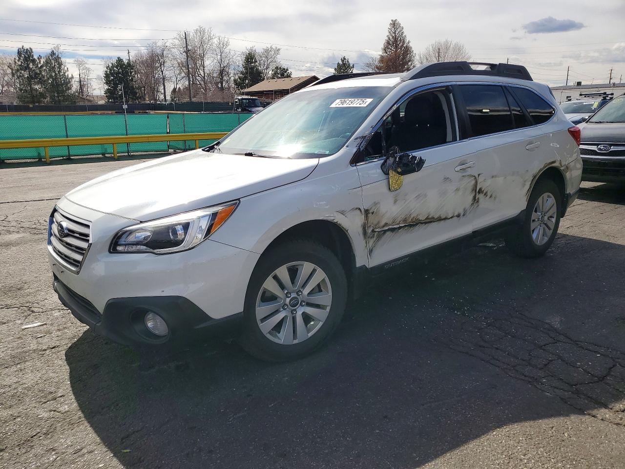 2015 Subaru Outback 2.5I Premium - zdjęcie główne