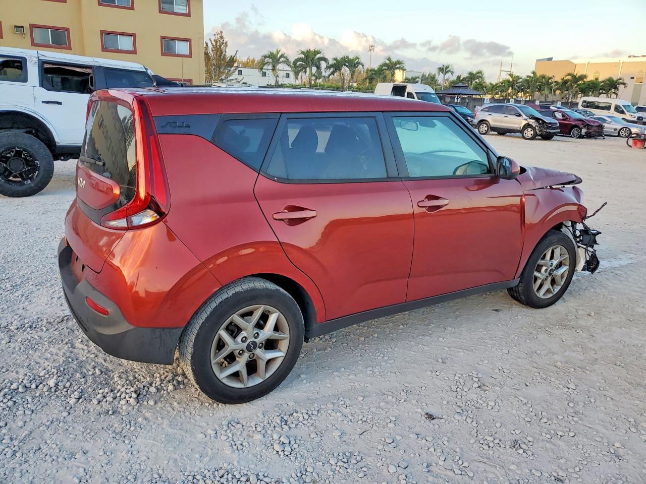 2022 Kia Soul Lx - zdjęcie 3