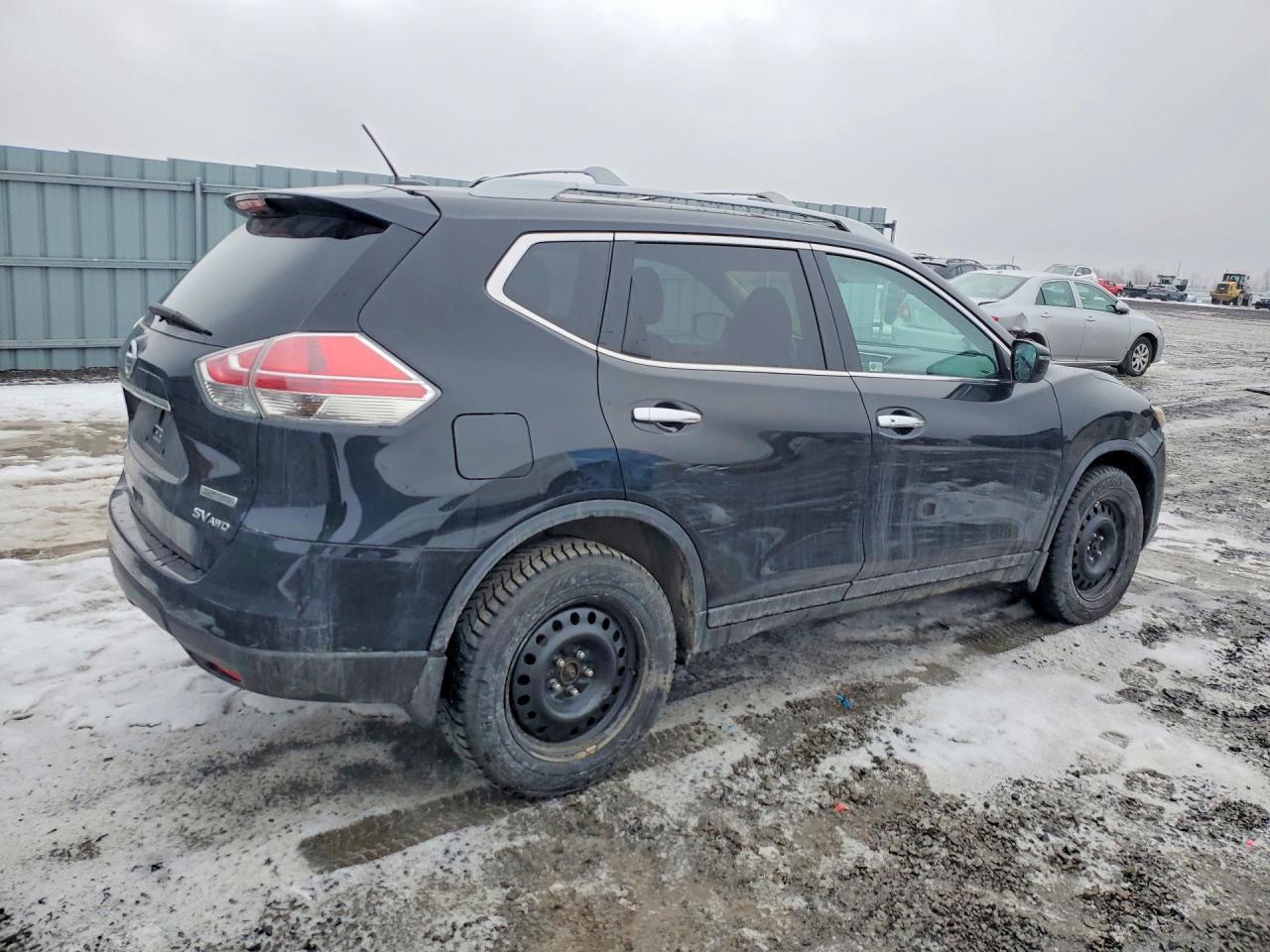 Nissan Rogue - zdjęcie 3