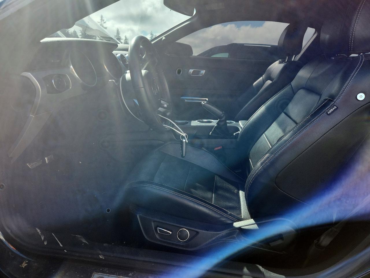 2019 Ford Mustang - zdjęcie 8