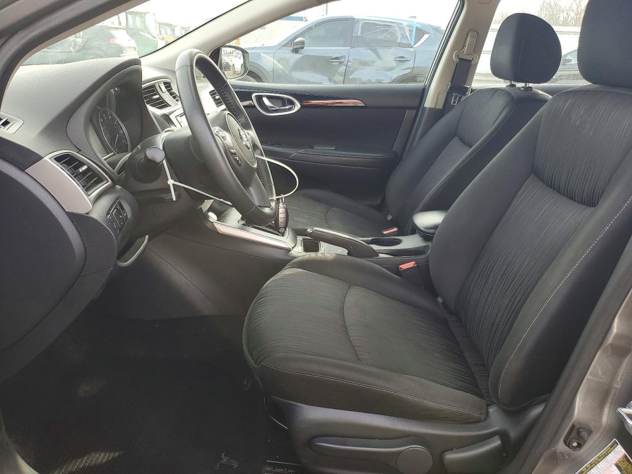 2019 Nissan Sentra Sv - zdjęcie 7