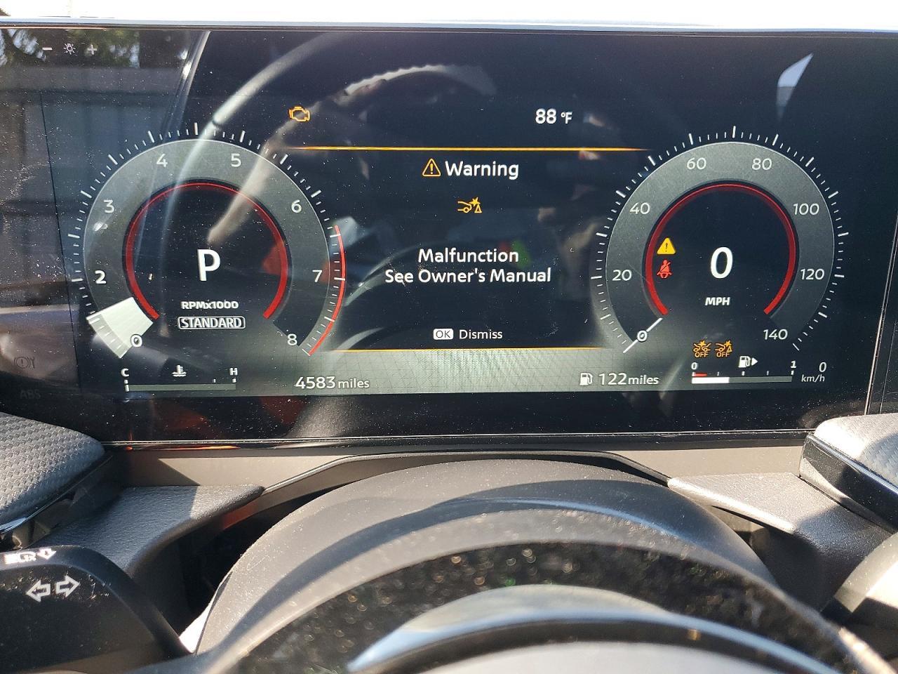 2025 Nissan Kicks Sr - zdjęcie 9