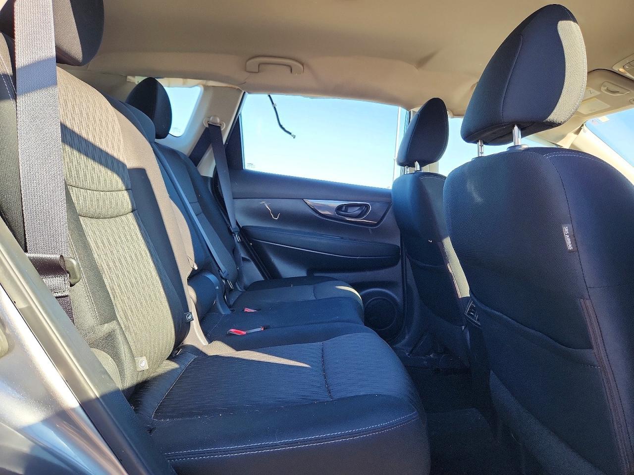 2019 Nissan Rogue S - zdjęcie 11