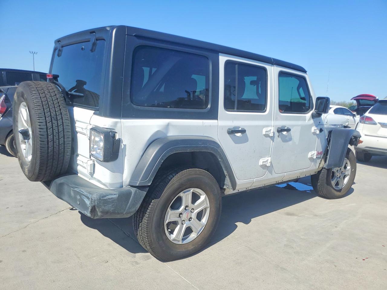 2020 Jeep Wrangler Unlimited Sport - zdjęcie 3