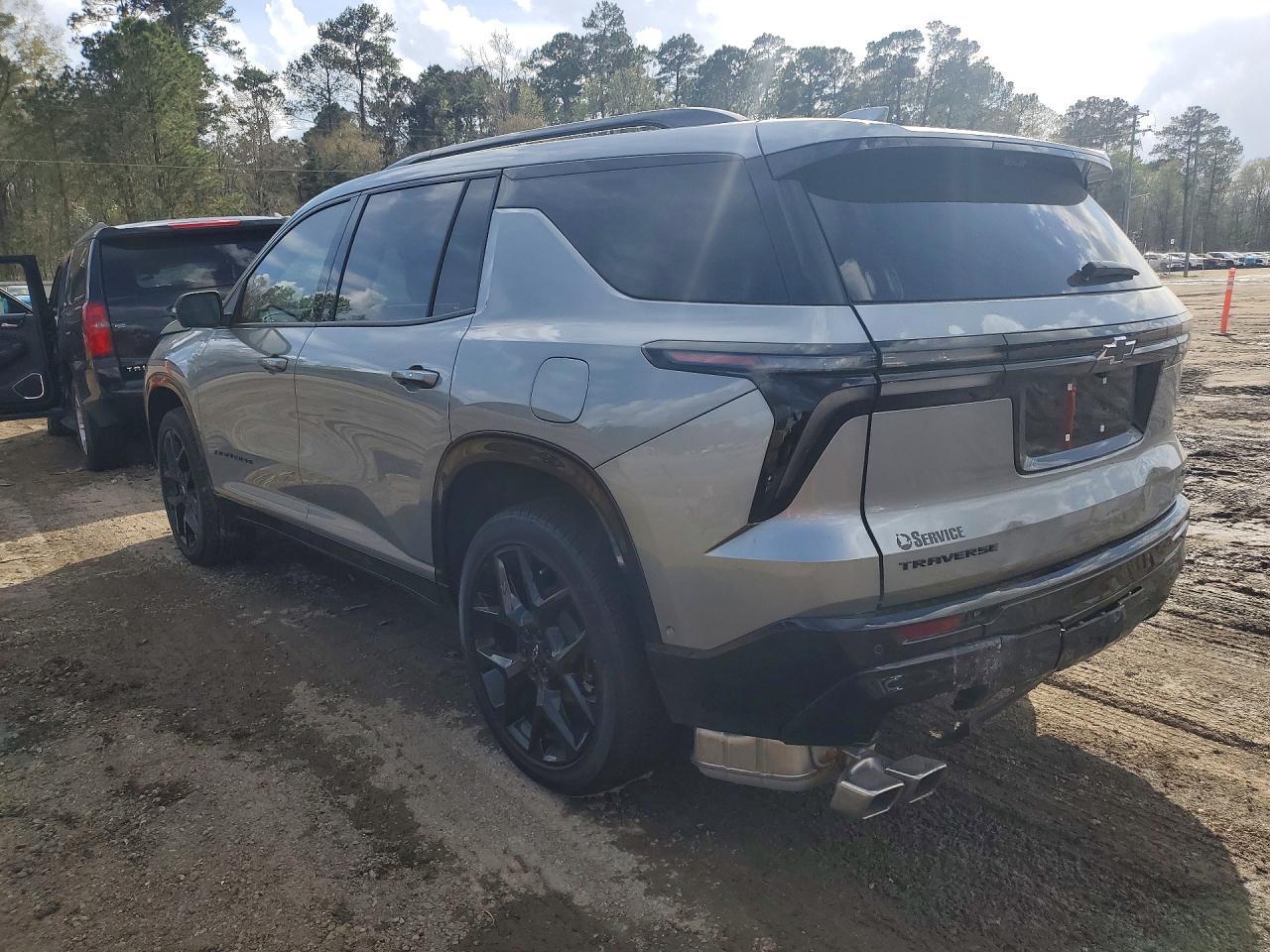 2026 Chevrolet Traverse Rs - zdjęcie 2