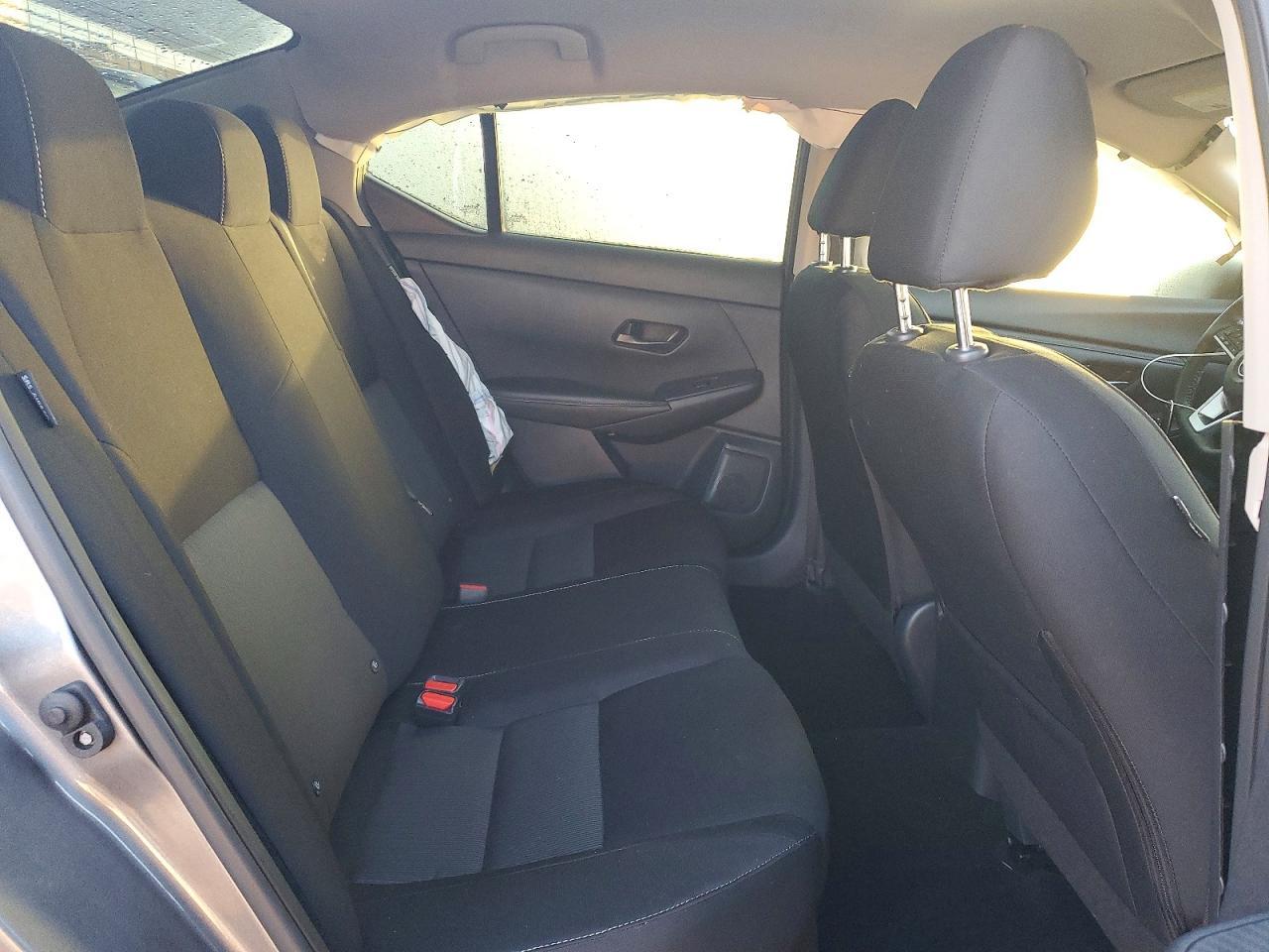 2025 Nissan Sentra Sv - zdjęcie 10