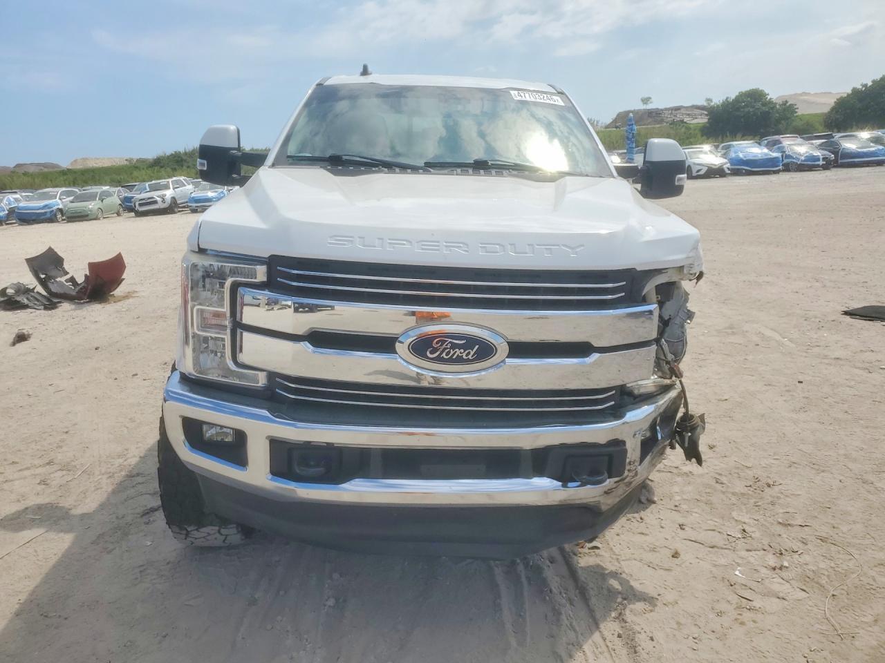 2019 Ford F250 Super Duty - zdjęcie 5