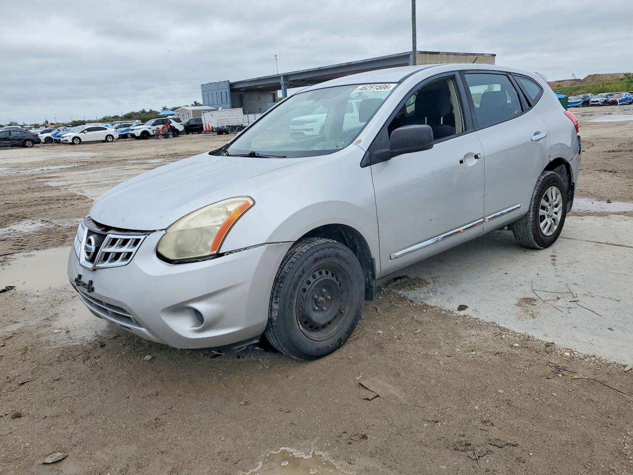 2013 Nissan Rogue S - zdjęcie główne